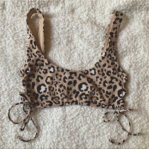 Hollister Leopard swim top🐆